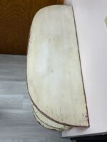 ANTIQUE STYLE WHITE/BURGUNDY ENTRY WAY TABLE - Image 4