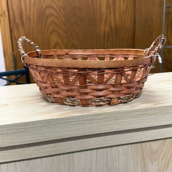 SMALL WICKER BASKET - 2 HANDLES