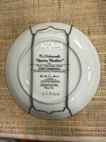 M.J.HUMMEL COLLECTOR'S PLATE - LITTLE COMPANIONS - STORMY WEATHER - Image 2