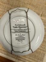 M.J.HUMMEL COLLECTOR'S PLATE - LITTLE MUSICIANS - Image 2