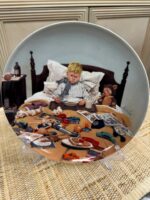 GERMAN LANGUAGE PLATE HIEMME ER BEDST AF KURT ARD