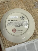 EDWIN KNOWLES - NORMAN ROCKWELL - MOTHER'S DAY 1980 PLATE #03743G - Image 2