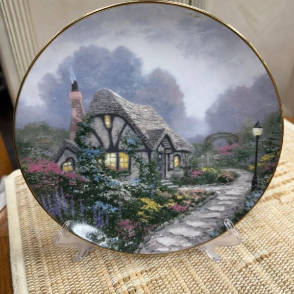THOMAS KINKADE - CHANDLER'S COTTAGE - PLATE 2017A - GARDEN COTTAGES OF ENGLAND SERIES FIRST COLLECTORS PLATE
