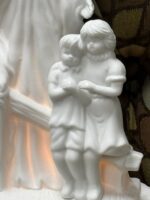 WHITE PORCELAIN GUARDIAN ANGEL NIGHTLIGHT - Image 3