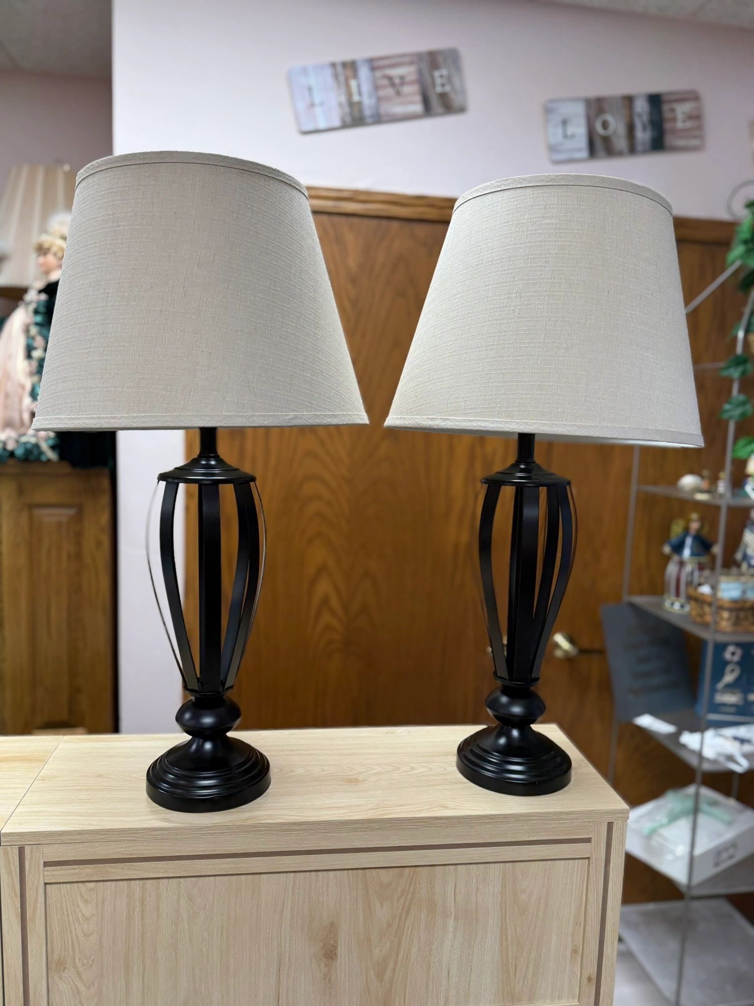 IMG_2562.jpeg SET OF 2 BLACK METAL TABLE LAMPS - MILDRED BRONZE ASHLEY LAMP - Image 1