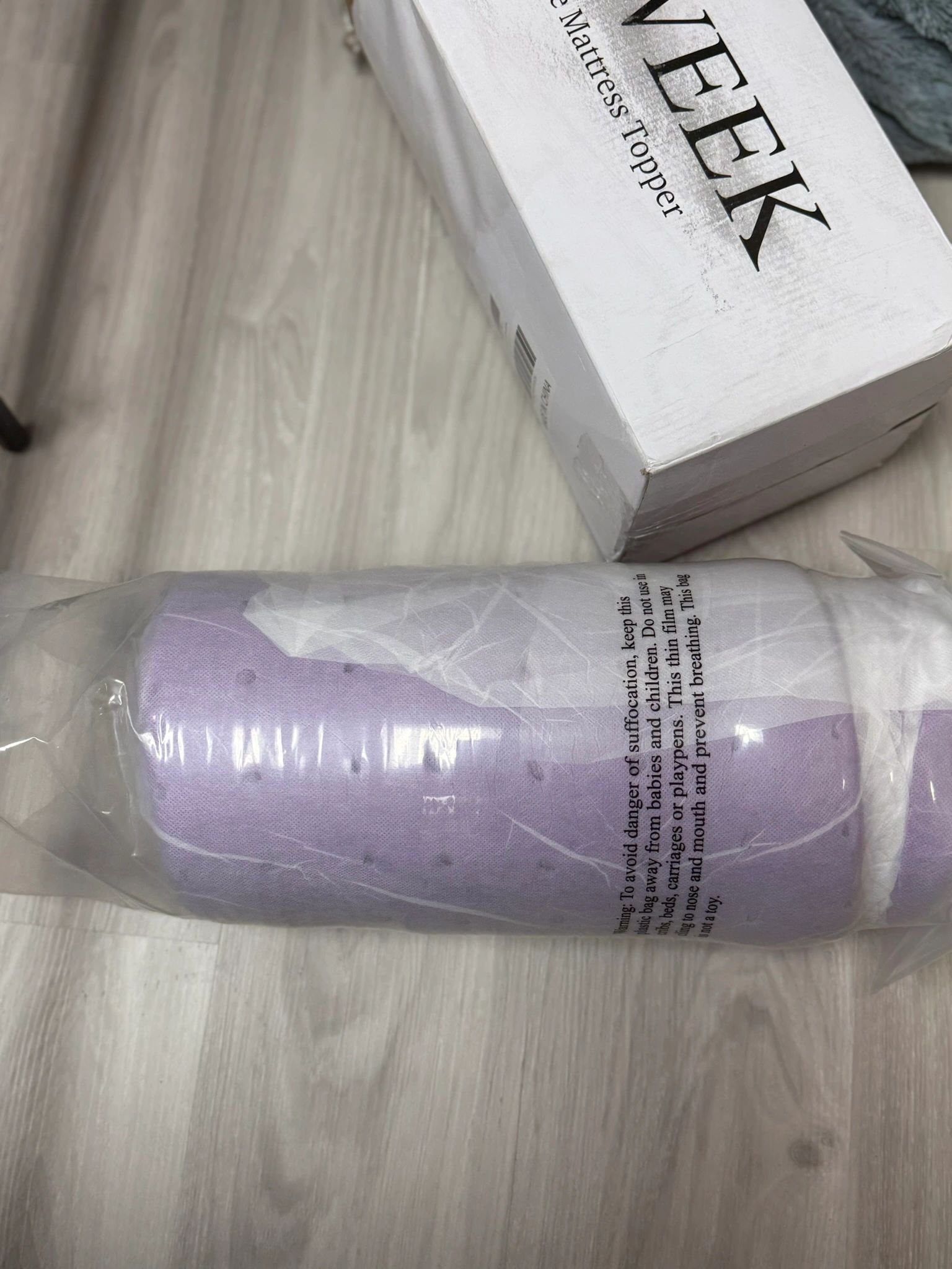 IMG_2626.jpeg SINWEEK 2 INCH PURPLE MATTRESS TOPPER -TWIN XL GEL MEMORY FOAM - Image 1