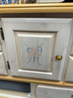 USED - KATHY IRELAND PRINCESS BOUQUET 6 PIECE BEDROOM SET - CHEST DRESSER, DRESSER, MIRROR, NIGHTSTAND, TWIN HEADBOARD, FULL HEADBOARD - Image 4