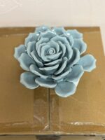 6" CERAMIC FLOWER LIGHT GRAY