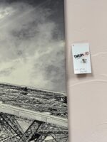 60"x 39.5" 5 piece black and white eiffel tower pic - Image 4