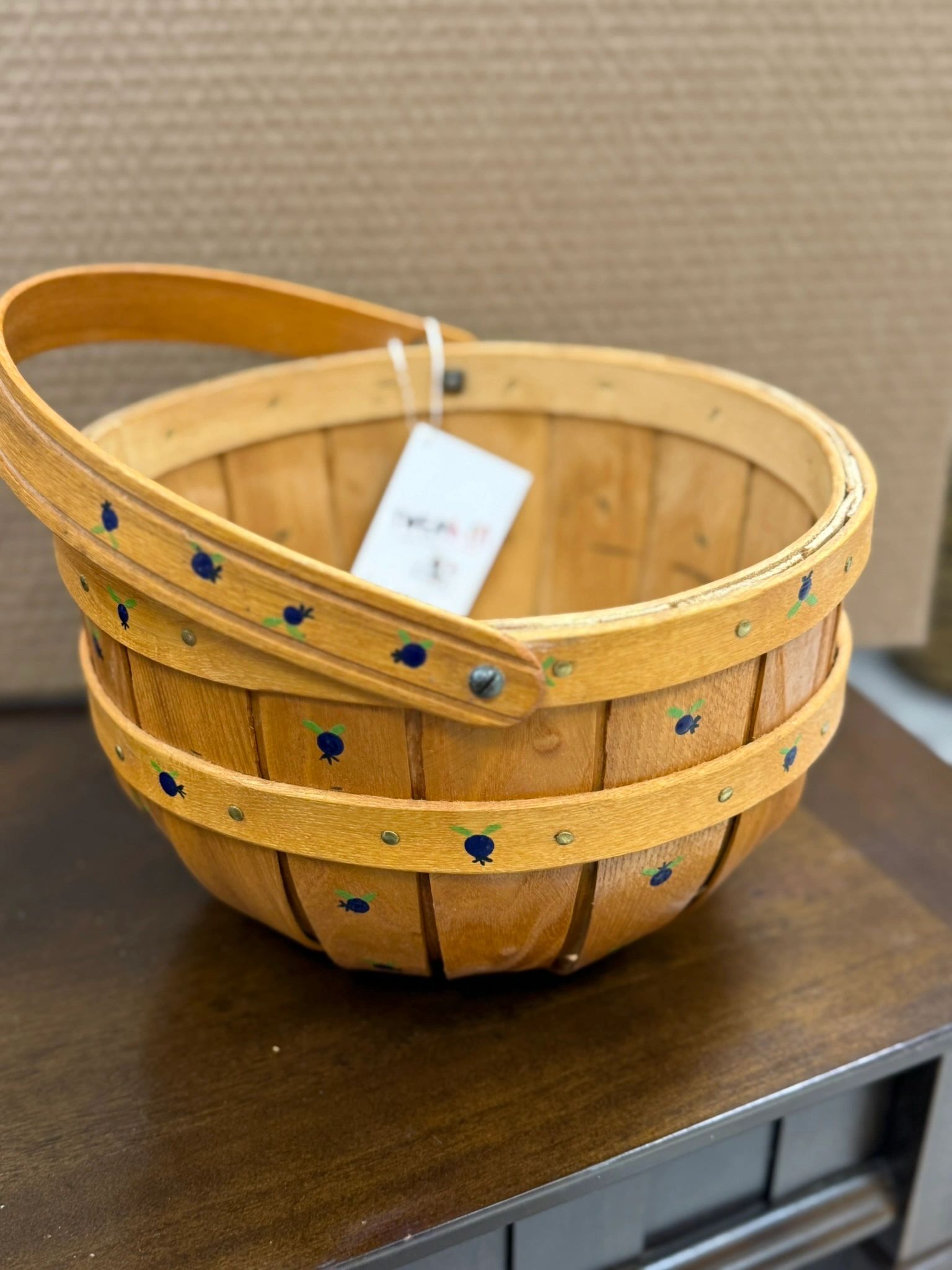 IMG_2961.jpeg DEEP WOOD BASKET WITH BERRIES - Image 1