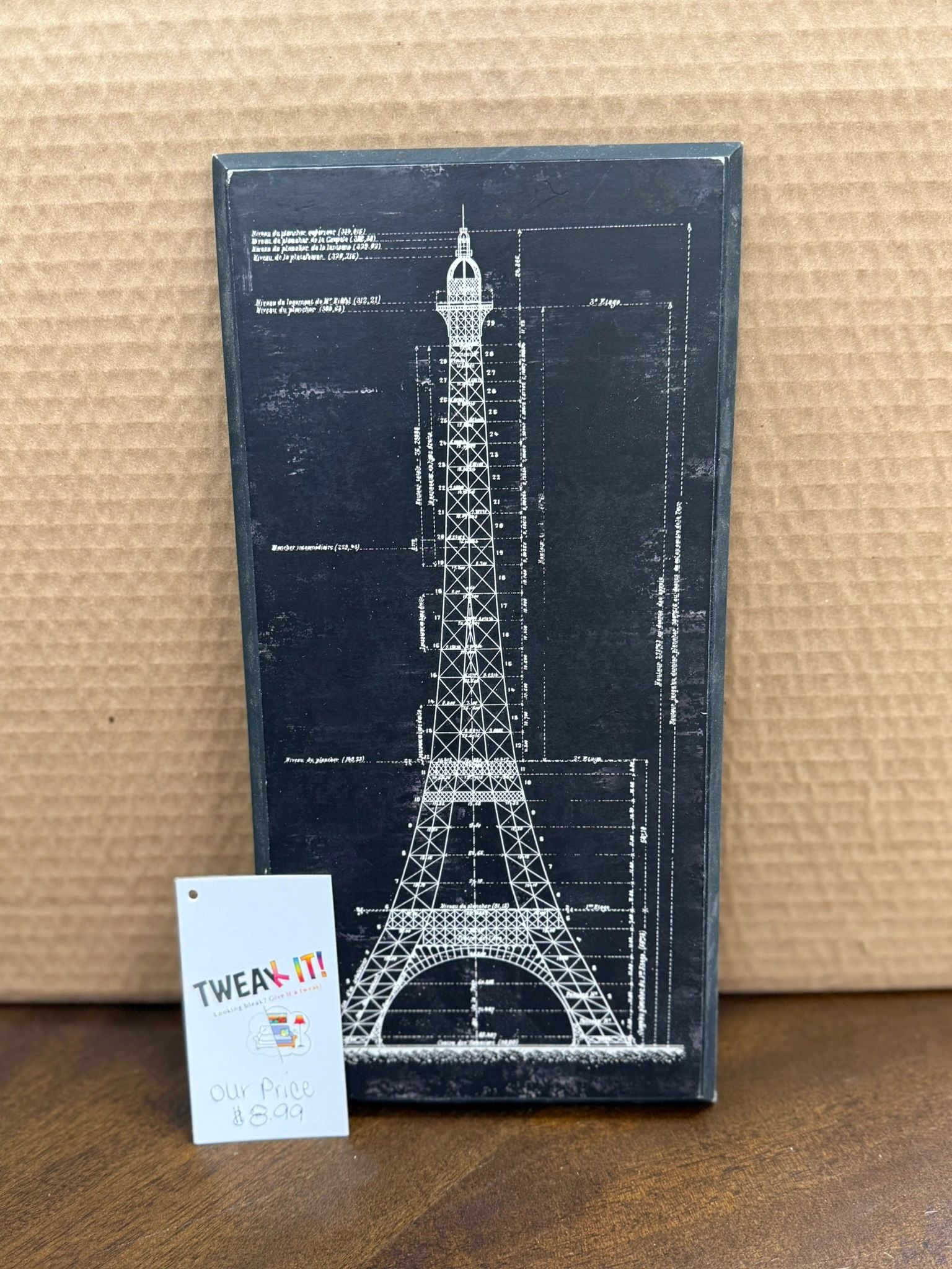 IMG_3064.jpeg 12"X6" BLACK &WHITE WOODEN EIFFEL TOWER PIC - Image 1