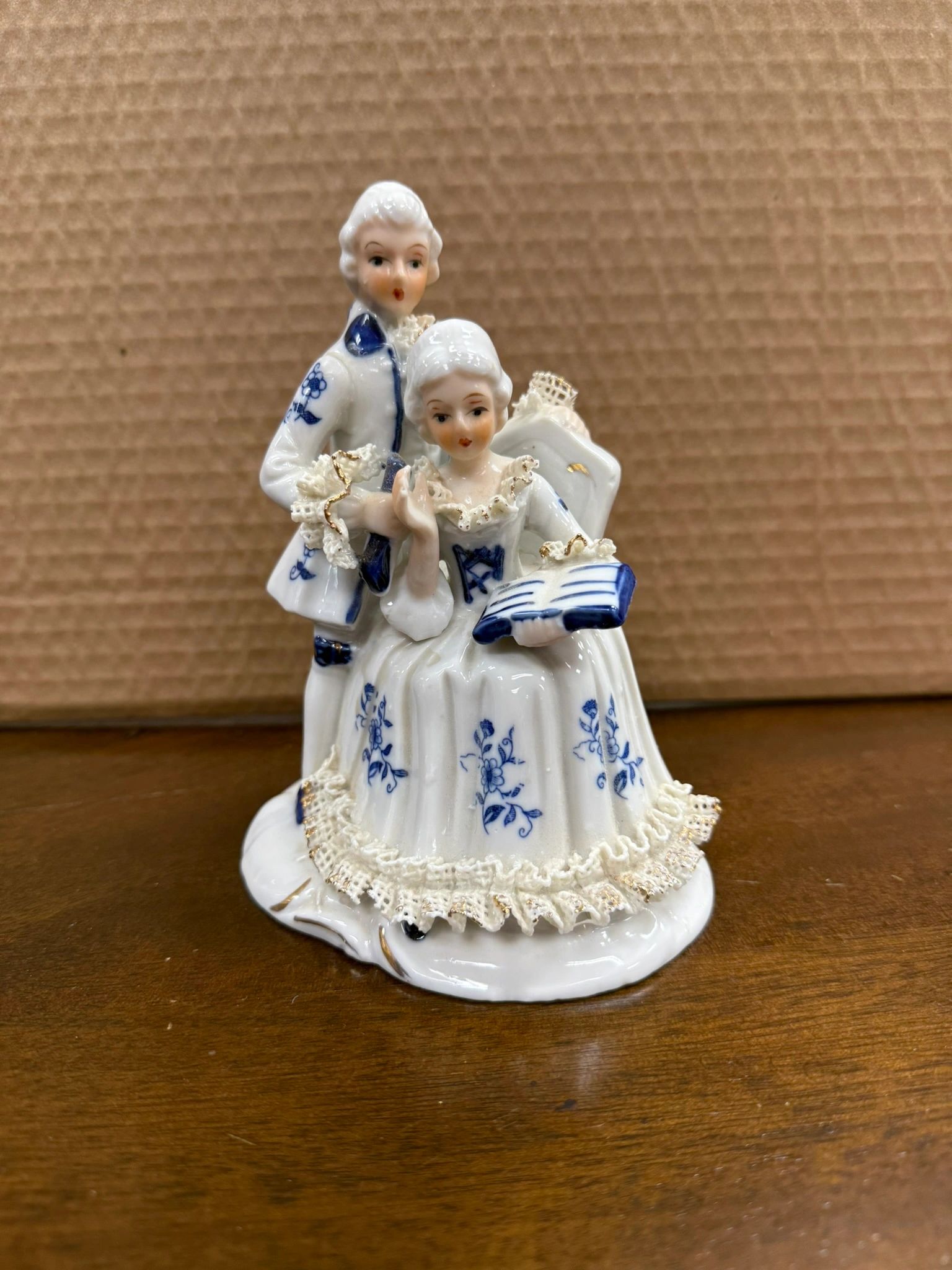 IMG_3134-1e79d9c.jpeg VINTAGE BLUE & WHITE ROCOCO FIGURINE - Image 1
