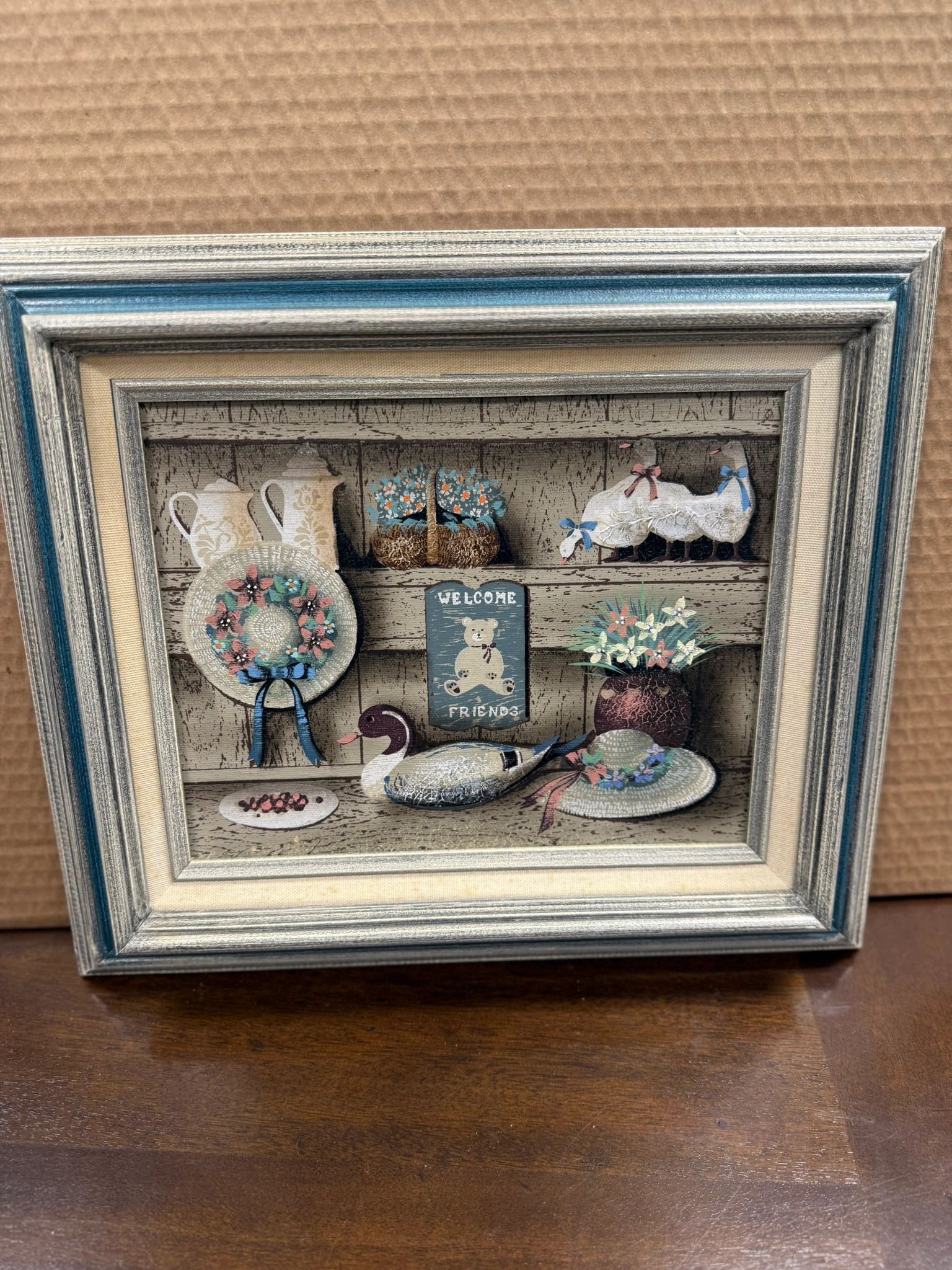 IMG_3533.jpeg WELCOME FRIENDS PAINTING FRAMED AND SIGNED - Image 1