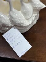 VINTAGE CERAMIC CIRCLE OF GEESE PLANTER - OVAL SHAPE - 9.5 X 9.5 - Image 4