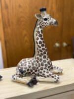 RESIN HAND-PAINTED GIRAFFE - SITTING BROWN/TAN/BLACK