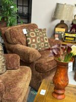 VINTAGE PAISLEY BURGANDY/GOLD LEAF PATTERN SWIVEL/GLIDER EXTREMELY COMFORTABLE CHAIR SET OF 2 - Image 4