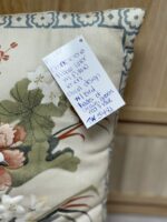 CHINOISERIE PILLOW COVER WITH PILLOW INSERT - FLORAL DESIGN W/BIRD SHADES OF CREAM, GREEN RED & BLUE - Image 3