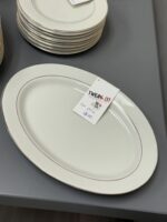 12" SERVING PLATE WHITE WITH GOLD TRIM