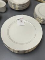 10.5" DINNER PLATE WHITE WITH GOLD TRIM