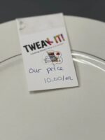 10.5" DINNER PLATE WHITE WITH GOLD TRIM - Image 2