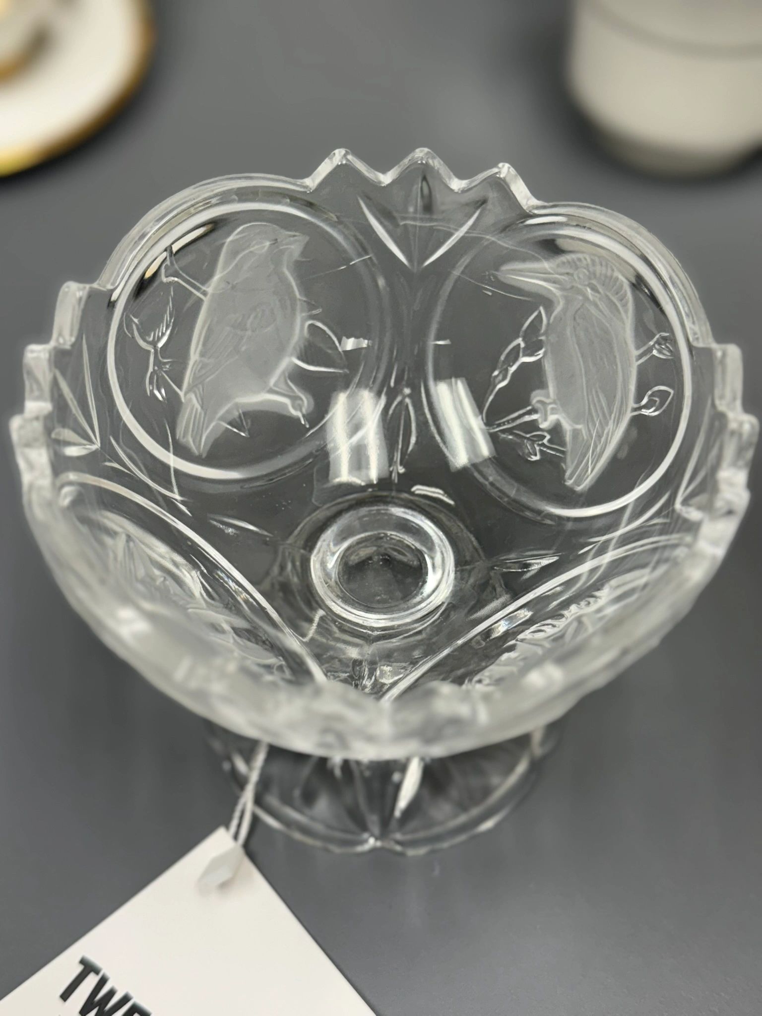 IMG_3751.jpeg GLASS BOWL WITH BIRDS - Image 1