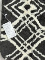 Yimobra Luxury Fluffy Bathroom Rugs - Variant 2 - Image 3