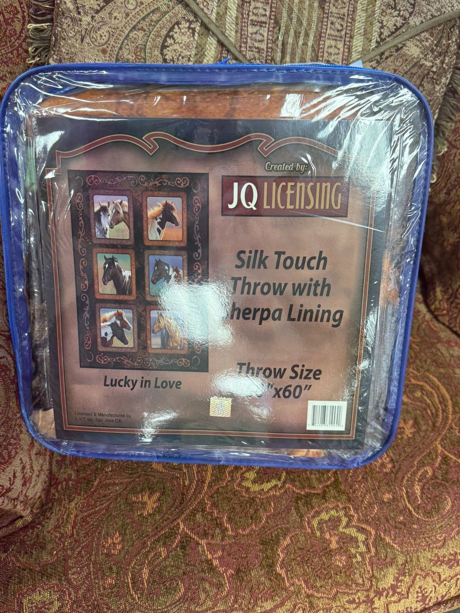 IMG_5485.jpeg JQ LICENSING "LUCKY IN LOVE" HORSE THEME BLANKET - SHERPA LINED - Image 1
