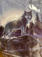 NU TRENDZ MYSTIC WOLF SIGNATURE SERIES PLUSH QUEEN BLANKET - Image 2