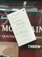 NU TRENDZ SIGNATURE COLLECTION SHERPA LINED BEAR MOUNTAIN THROW - 50" X 60" - Image 4