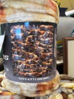 COOL HAND ORIGINAL THROW "KITTY DREAMS" - Image 2